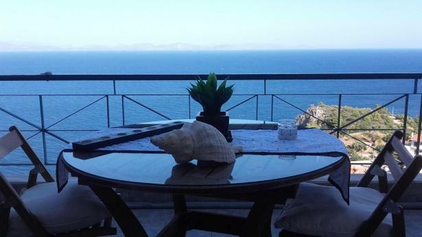 Sea And Sky Infinity Blue Apartment Гитион Экстерьер фото